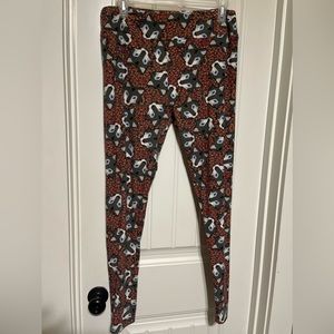 LuLaRoe Geometric Wolf  Tall And Curvy Leggings Buttery Soft